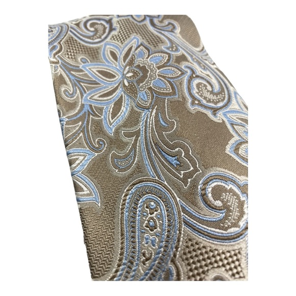 Geoffrey Beene Men's Taupe Paisley NWT 100% Silk Neck Tie - Picture 2 of 4